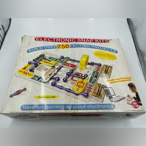 SNAP CIRCUITS EXTREME SC-750 Elenco Electronics Project...